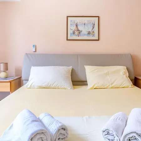 Apartment M&m - Zf Hvar *