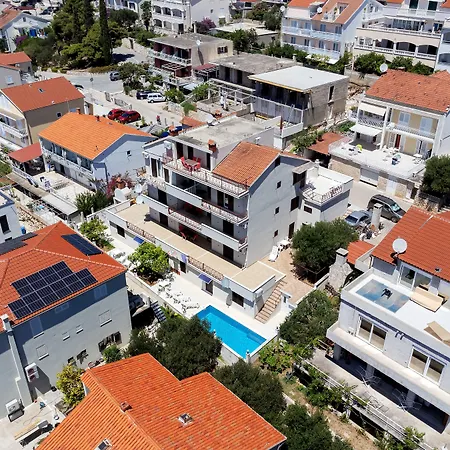 Apartment M&m - Zf Hvar *