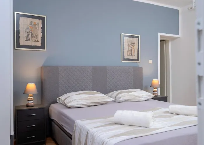 Apartment M&m - Zf Hvar *