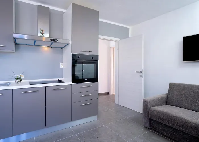 Apartment M&m - Zf Hvar *