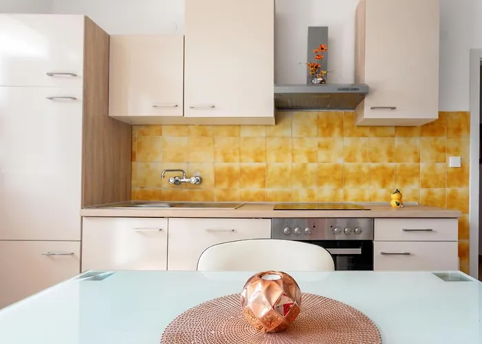 M&m - Zf Hvar Hvar Town