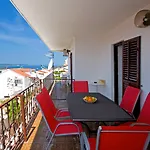 Apartment M&m - Zf Hvar
