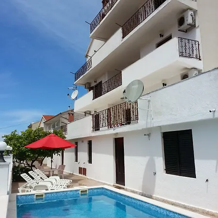 M&m - Zf Hvar شقة هفار