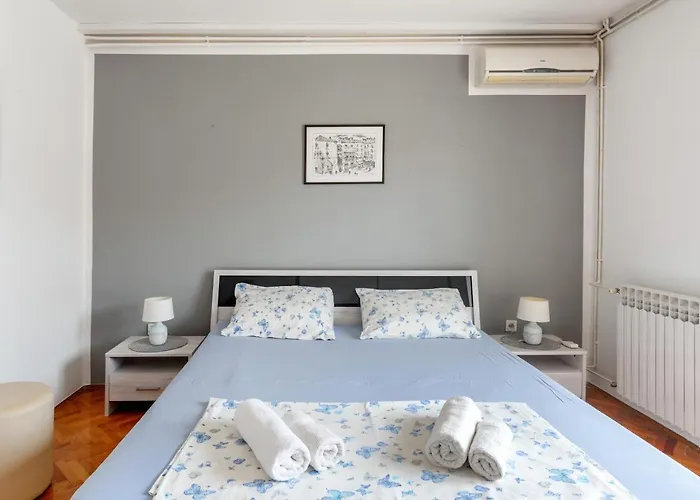 M&m - Zf Hvar Appartement