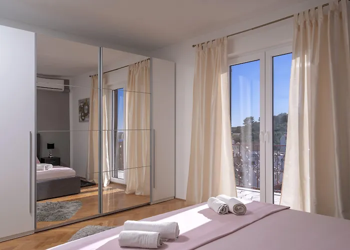 Apartment M&m - Zf Hvar