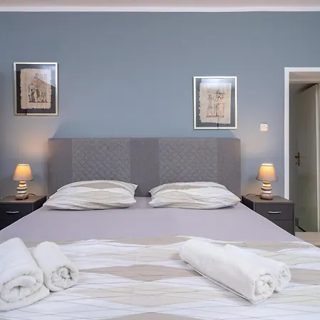 Appartement M&m - Zf Hvar *